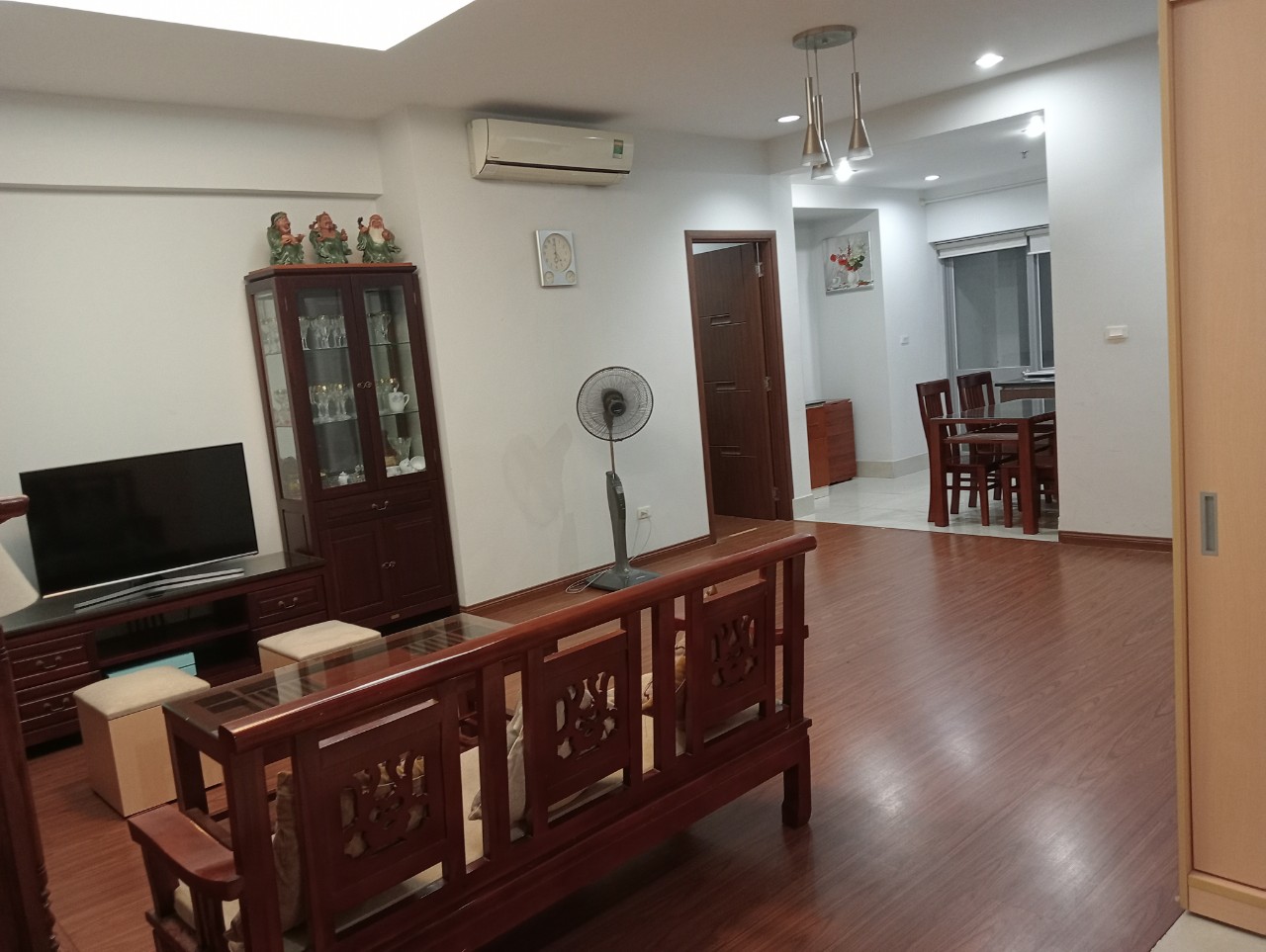 Apartment for rent in Star Tower Duong Dinh Nghe, Yen Hoa, Cau Giay 1