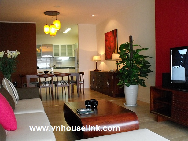 Apartment with 3 bedrooms for rent in Keangnam, Pham Hung str
