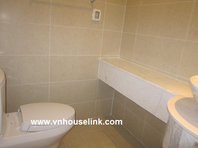 Apartment for rent in Richland Southern 233 Xuan Thuy, Cau Giay, Ha Noi 1