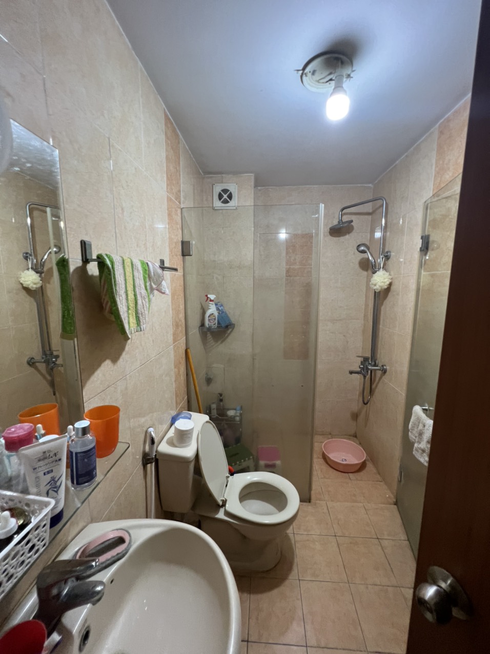 Cho thuê nhà Xuân Thủy, Cầu Giấy dt 50m2 x 5 tầng chia 2 phòng 1