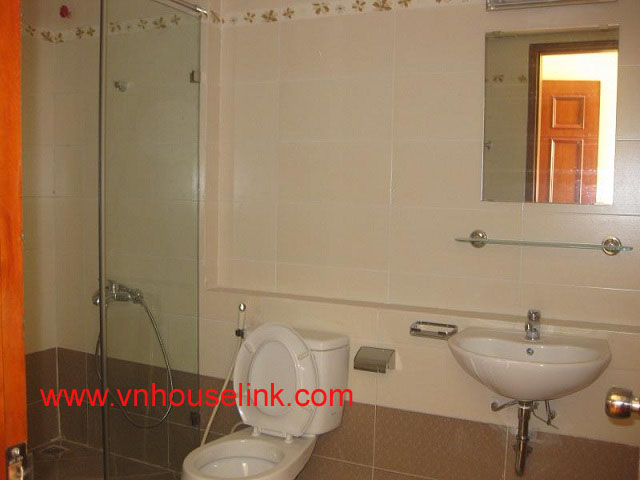 Large and modern Hanoi apartment for rent in 25T1 Trung Hoa Nhan Chinh 1