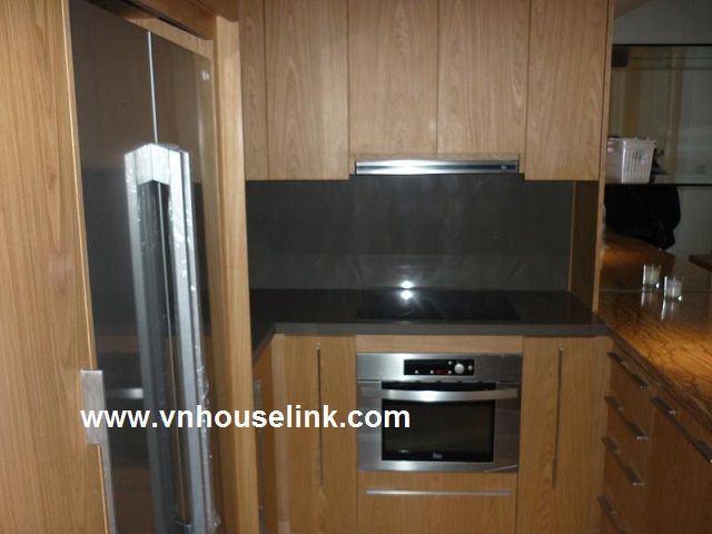 Luxury apartment for rent in Indochina Plaza Hanoi