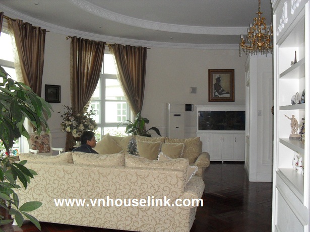 Luxury Apartment for rent in The Manor complex