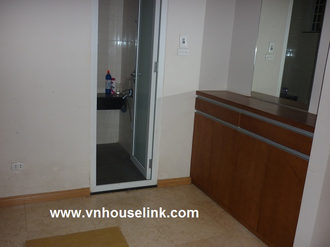 Nice apartment for rent in Hanoi, Me Tri Ha, Tu Liem Dist 1