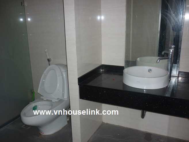 Nice apartment for rent in Hanoi, Me Tri Ha, Tu Liem Dist 1
