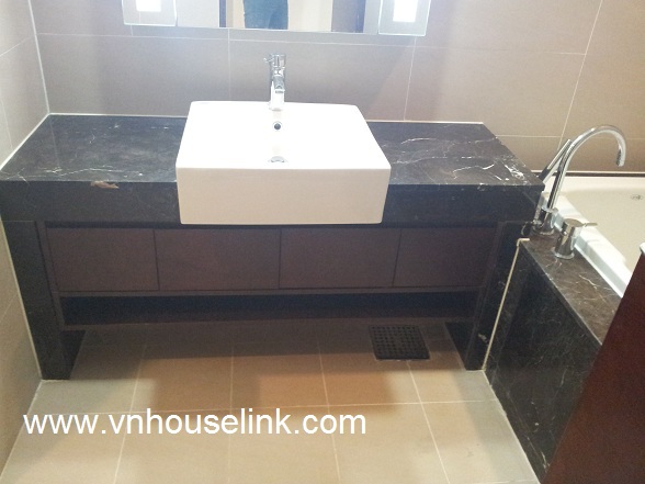 Nice view apartment for rent in Keangnam 1