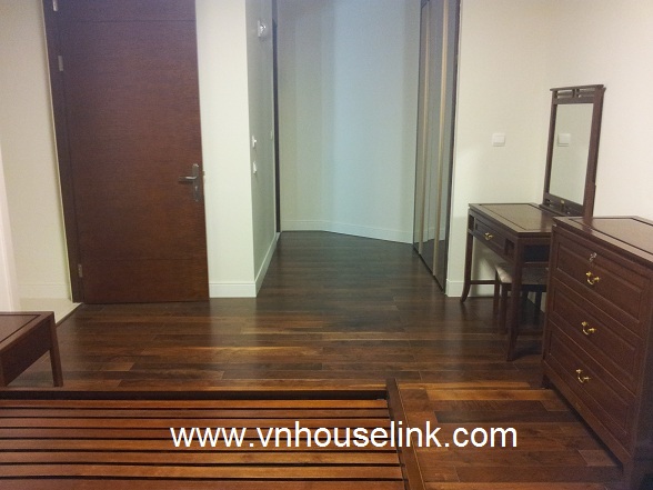 Nice view apartment for rent in Keangnam 1