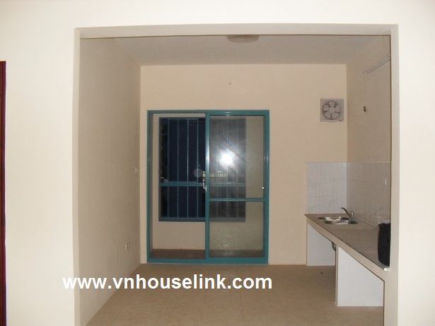 Unfurnished apartment for rent in My Dinh- Song Da