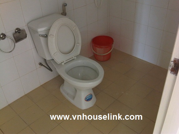 Unfurnished Apartment for rent in Me Tri Thuong 1