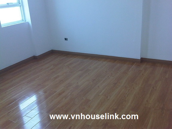 Unfurnished Apartment for rent in Me Tri Thuong 1