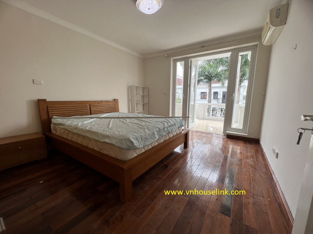 Villa for rent in T5 Ciputra Hanoi from the owner fully furnished 1
