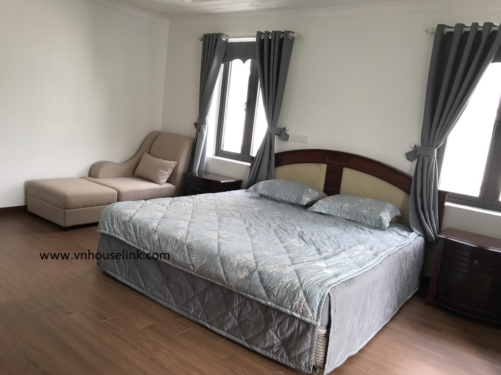 Villas for rent in T1 Ciputra fully furniture 1